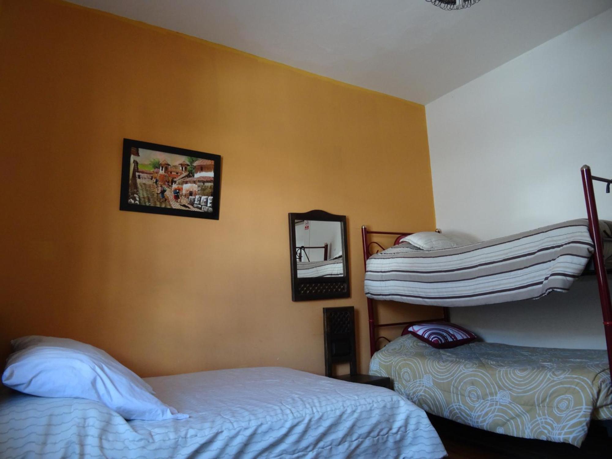 Hostal Del Piamonte Кіто Номер фото
