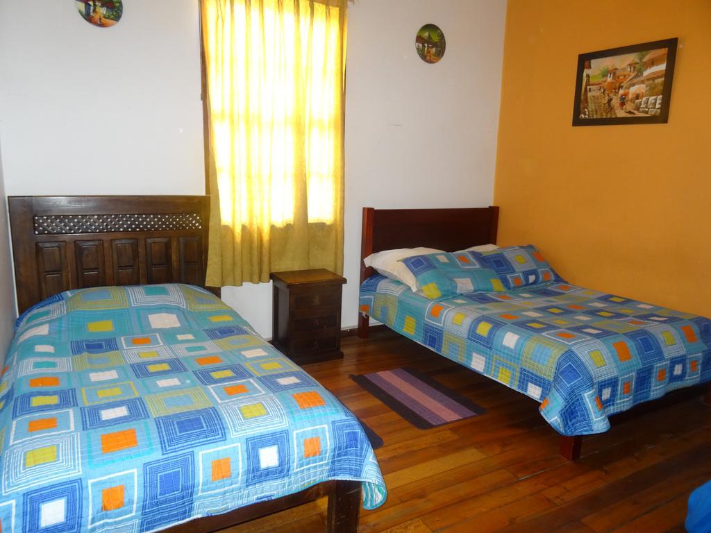 Hostal Del Piamonte Кіто Екстер'єр фото
